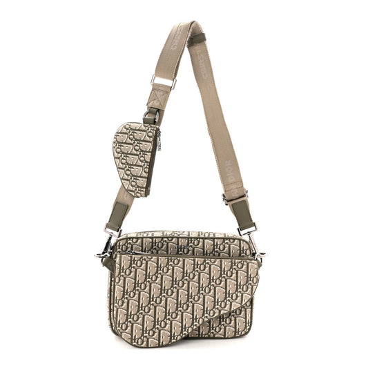 Oblique Saddle Triple Pouch Green