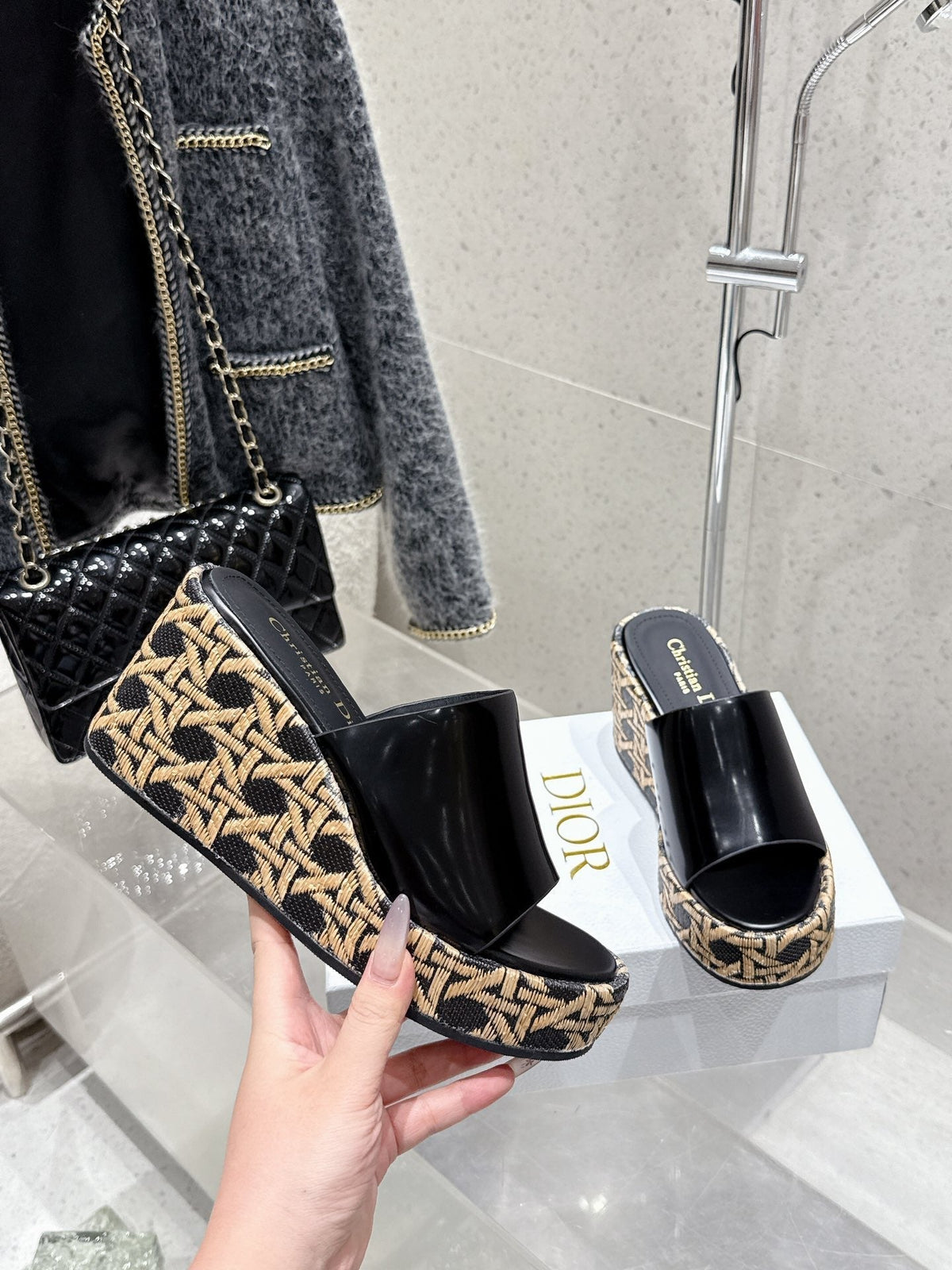 CD Attitude Wedge Sandals Black in Calfskin 598185