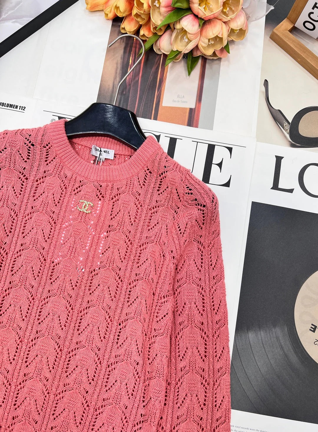 CHANEL 25S LONG-SLEEVE SWEATER 442