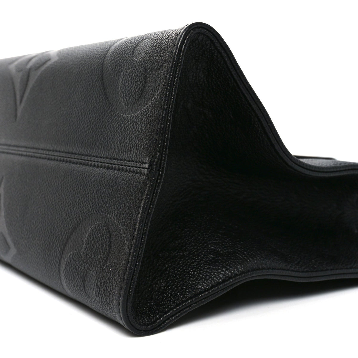 Empreinte Monogram Giant Onthego MM Black