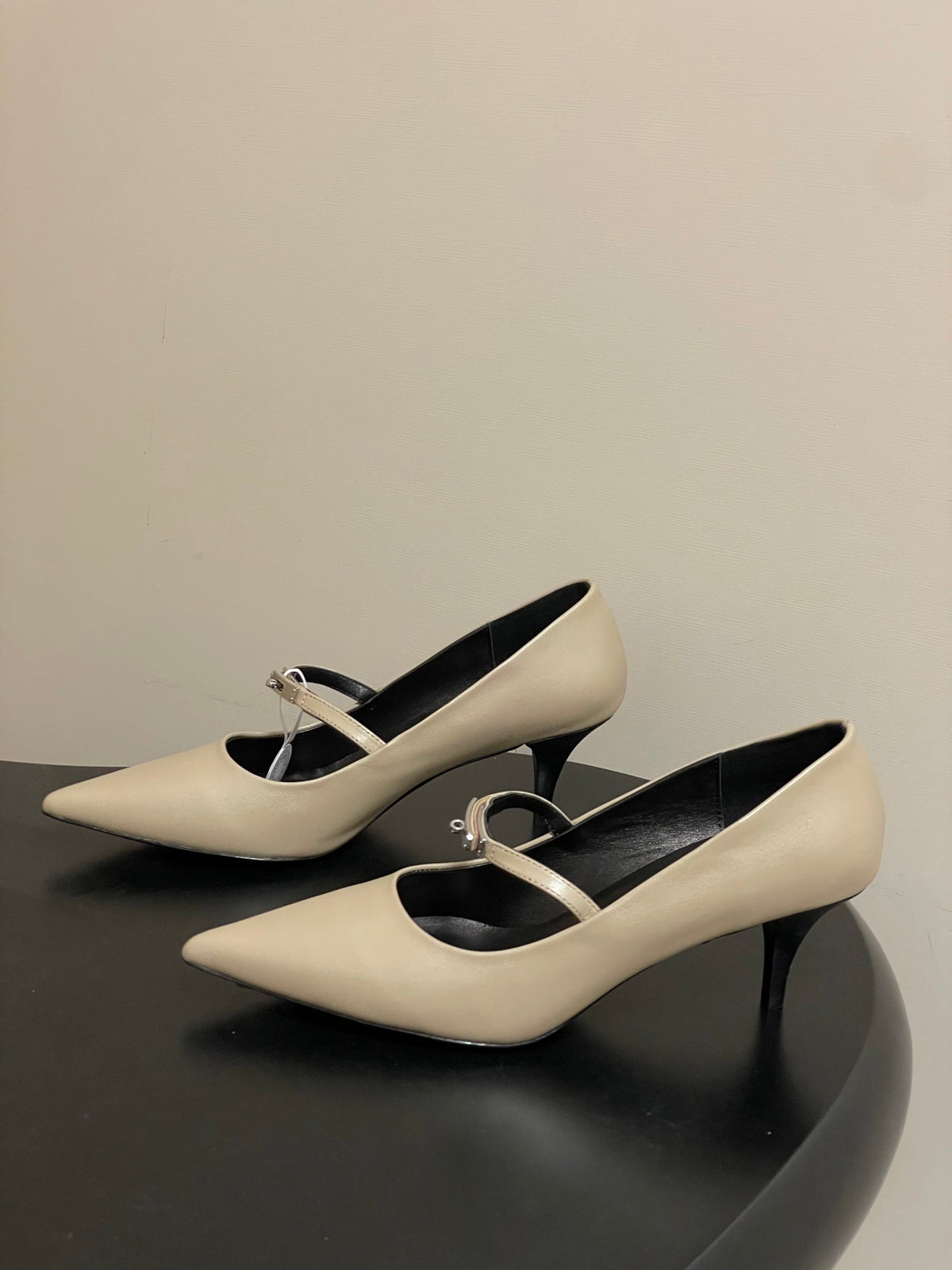 HM 26 Majeste 60 Pump Beige in Calfskin 593829