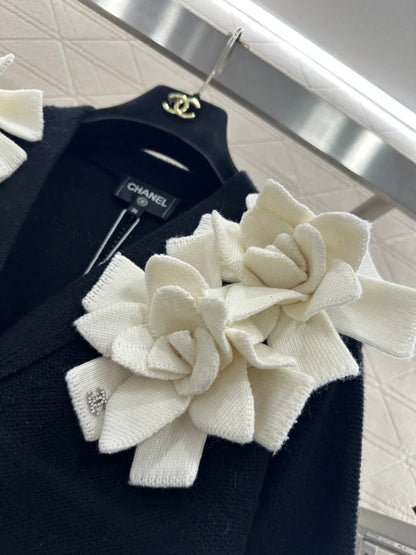 CHANEL 25S CAMELLIA PRINT CARDIGAN 648