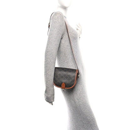 Triomphe Canvas Medium Folco Bag Tan
