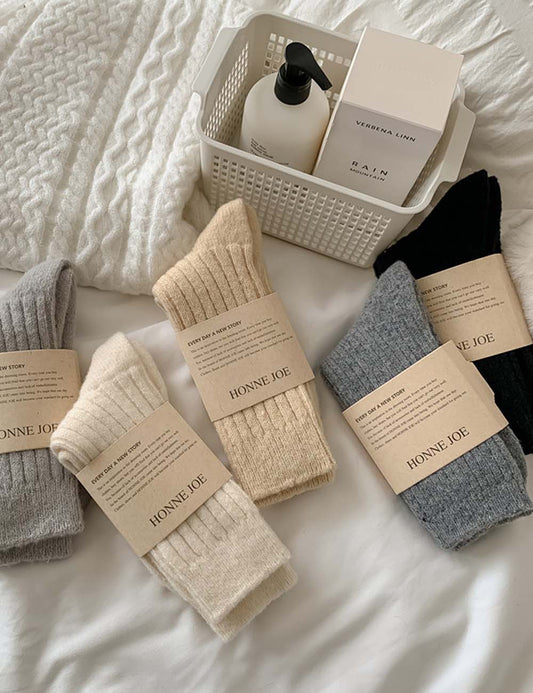 Casual Solid Color Thicken Plush Crew Socks