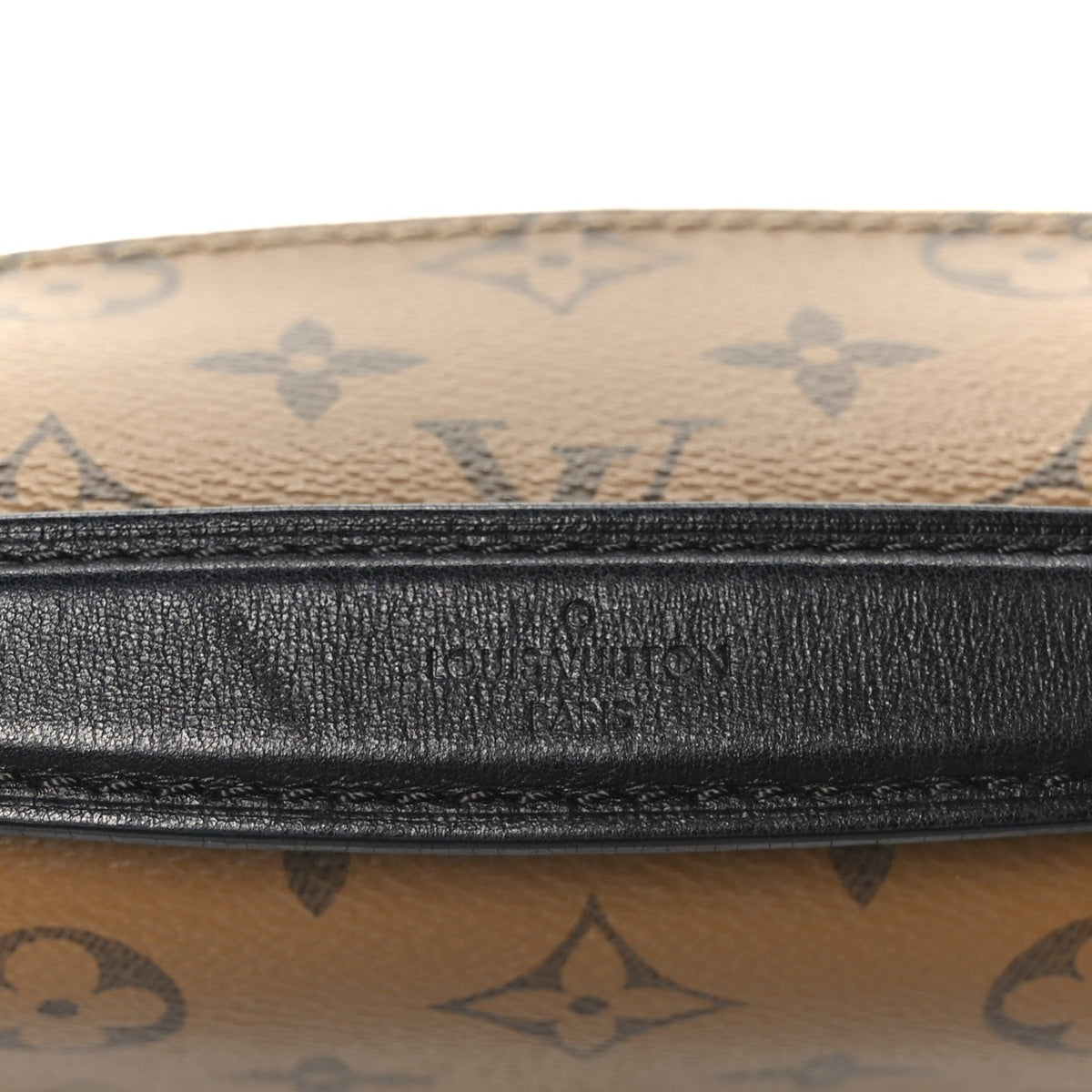 Reverse Monogram Pochette Metis