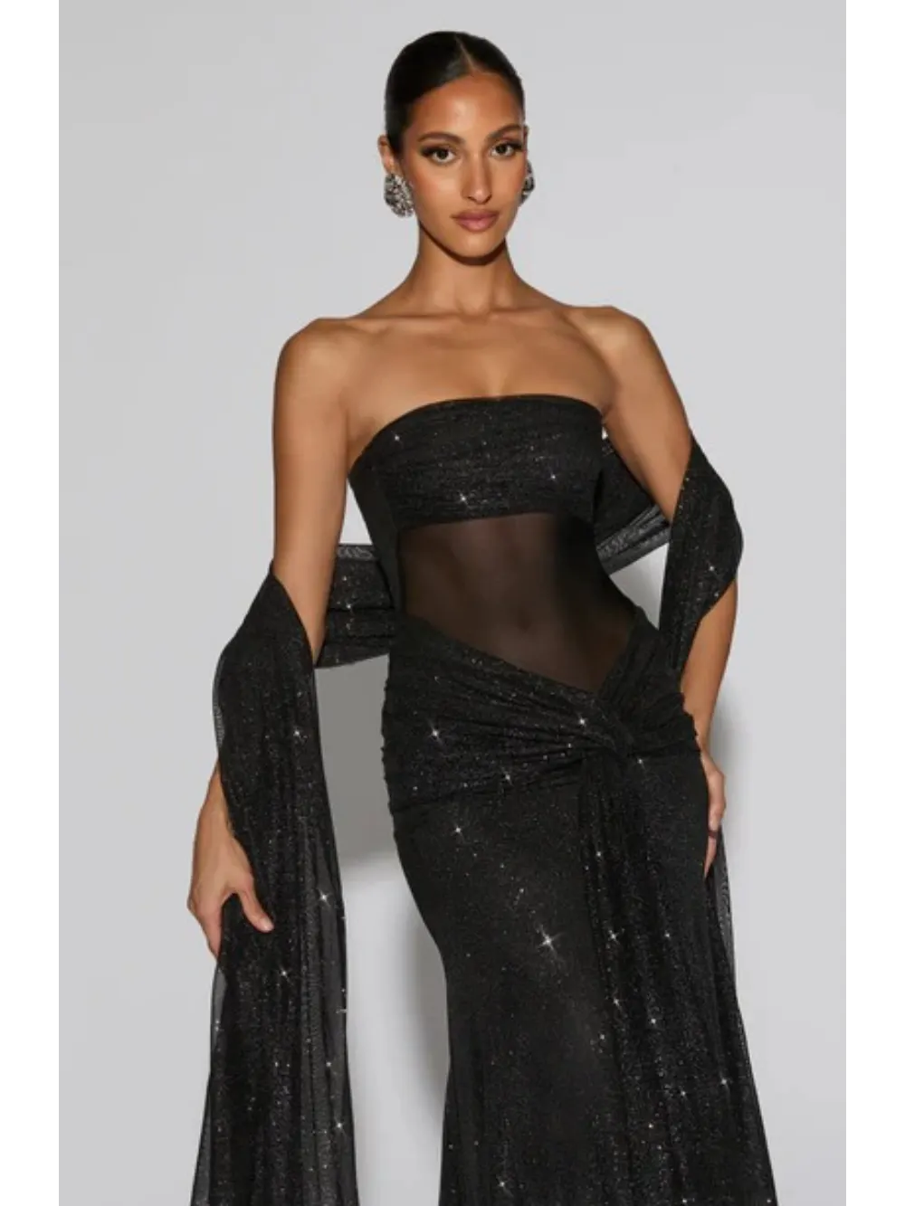 Anika Maxi Dress In Black