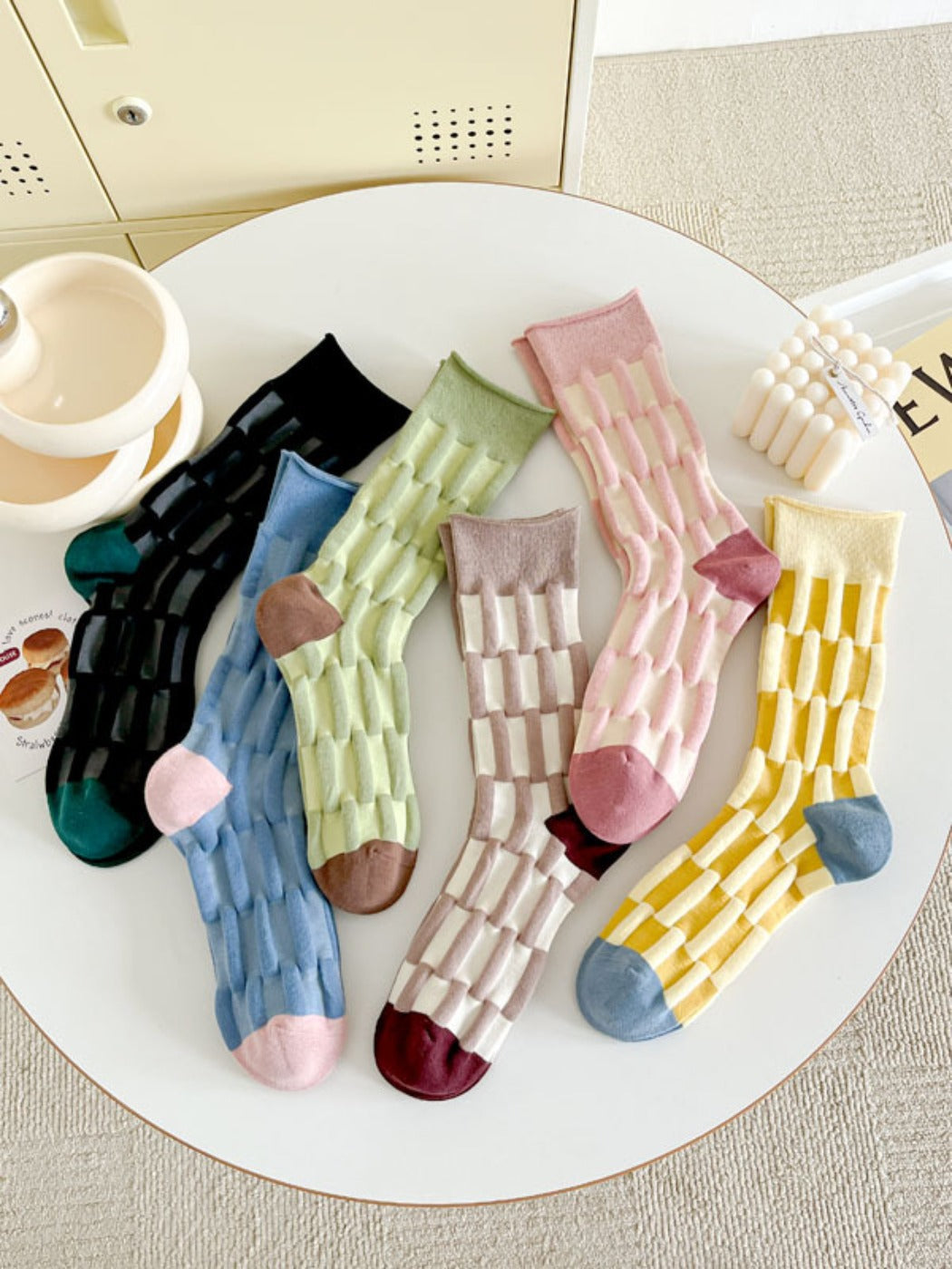 Rufia -  Seamless Mid-Crew Capsule Socks for Women - Fresh &amp; Cute