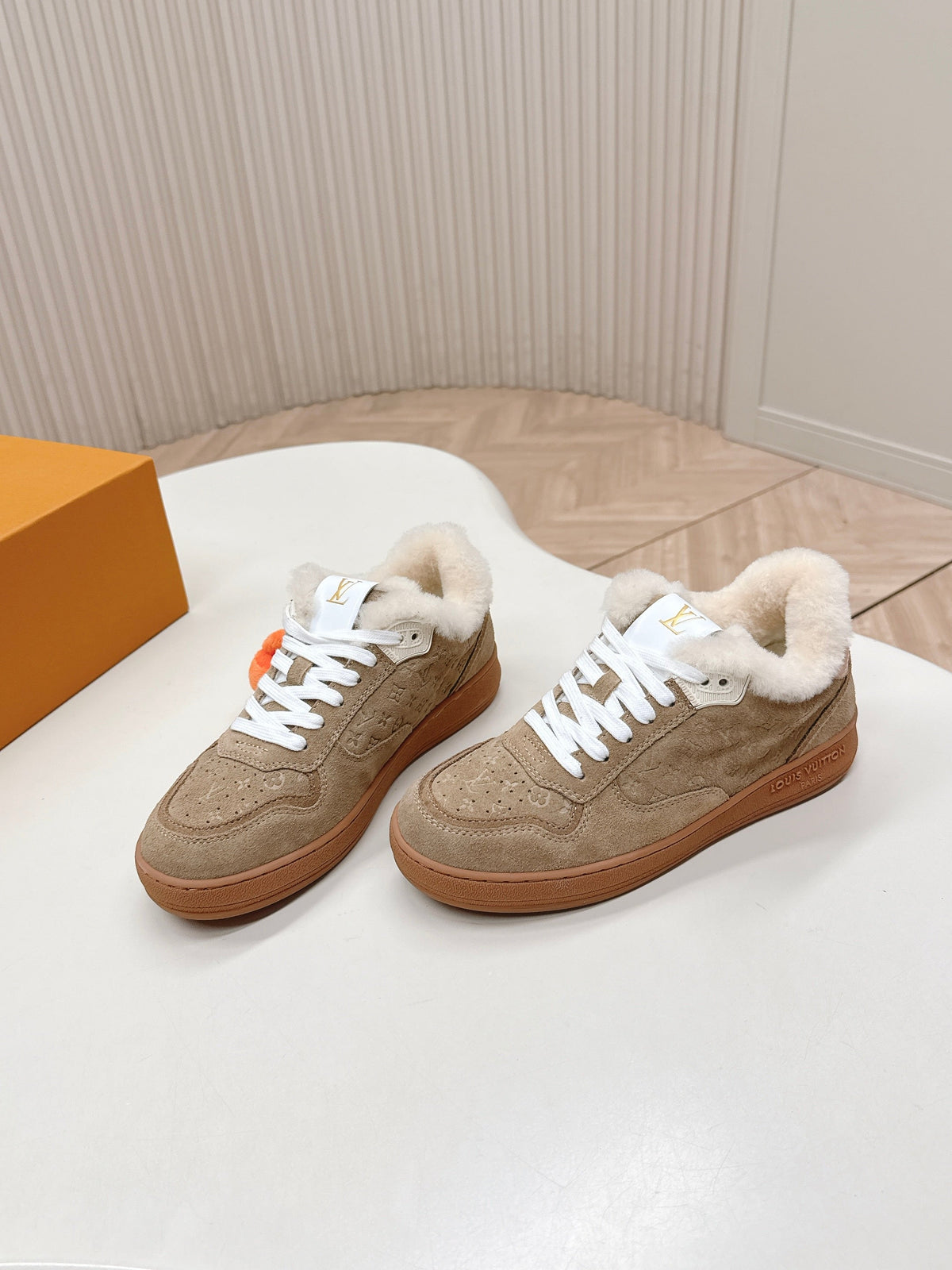 LV Stadium Sneaker White Brown Suede Wool 595425