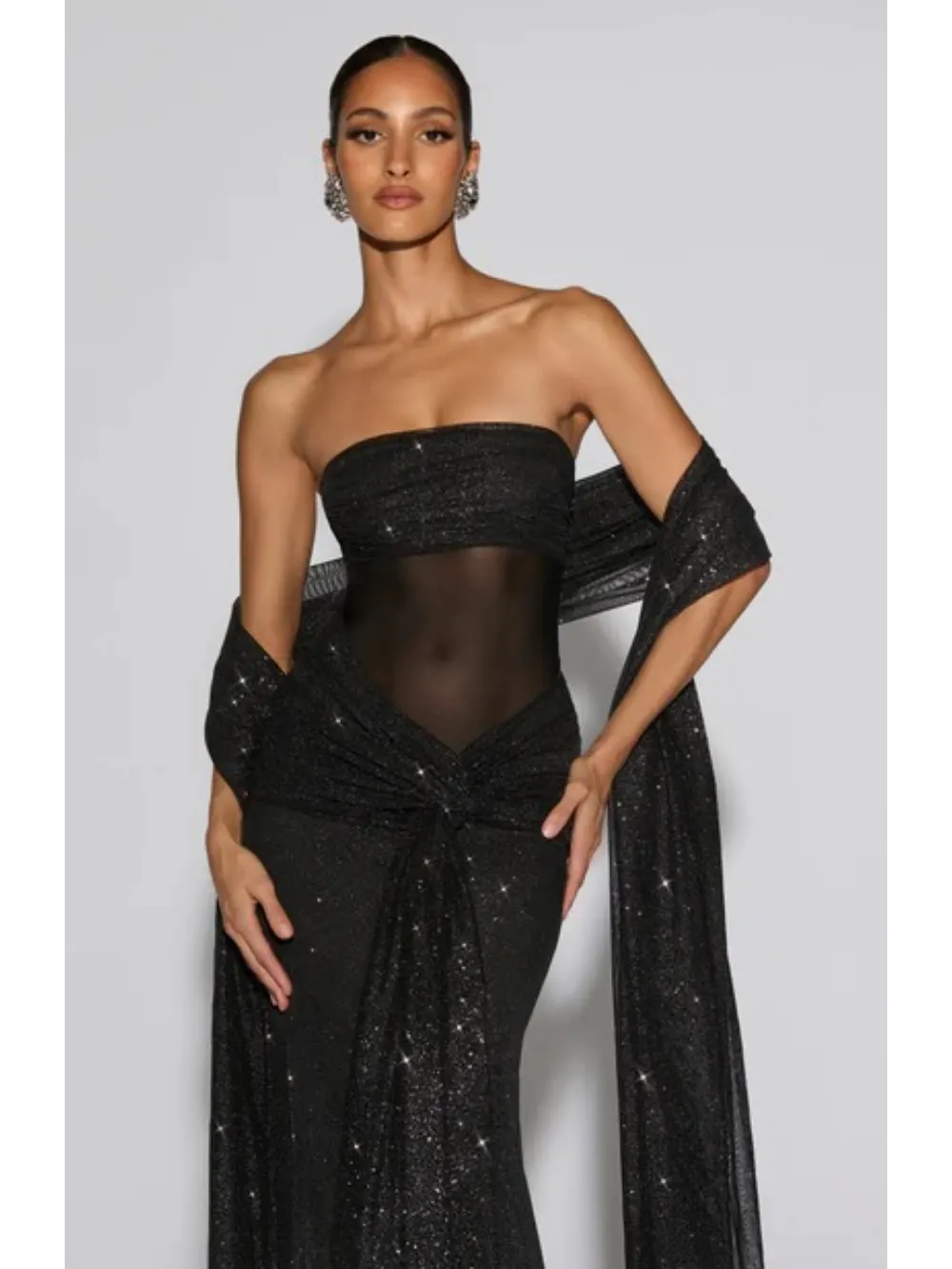 Anika Maxi Dress In Black