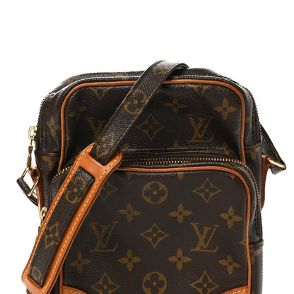 Monogram Amazone