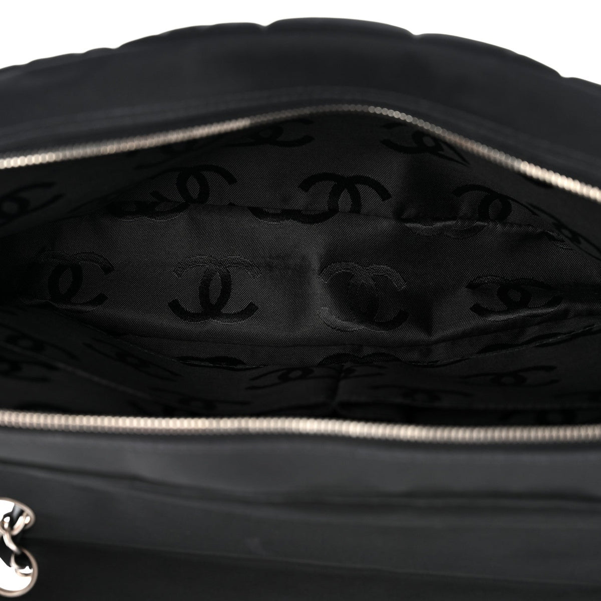 Nylon Square Quilted Flap Black