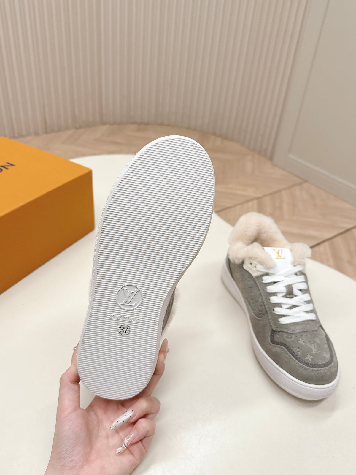 LV Stadium Sneaker Grey Suede Wool 595430