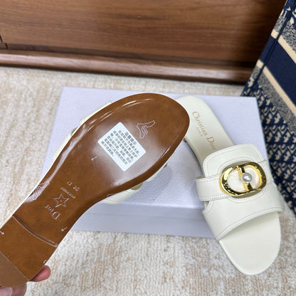 CD Montaigne Sandals White in Calfskin 598175