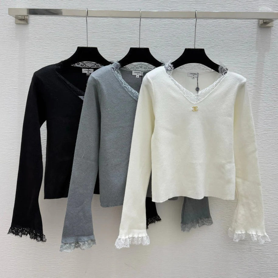 CC 26 Long-sleeved Top With Lace Neckline and Cuffs Wool 652456
