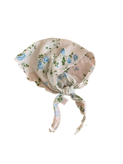 Scarvii - Fresh Style Floral Printed Triangle Scarf - Light &amp; Airy