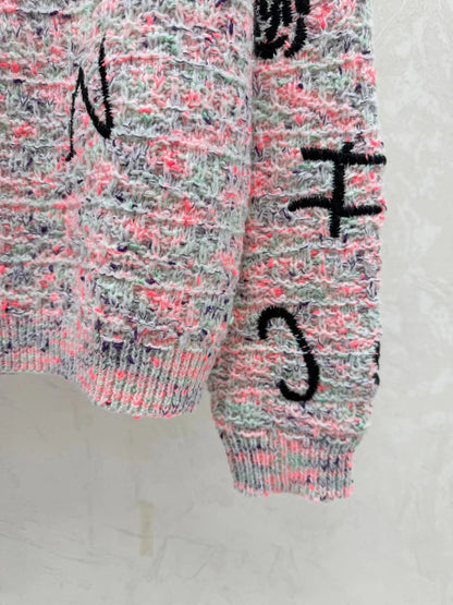 CC 26 Crew Neck Embroidered Logo Knit Sweater Wool 809408