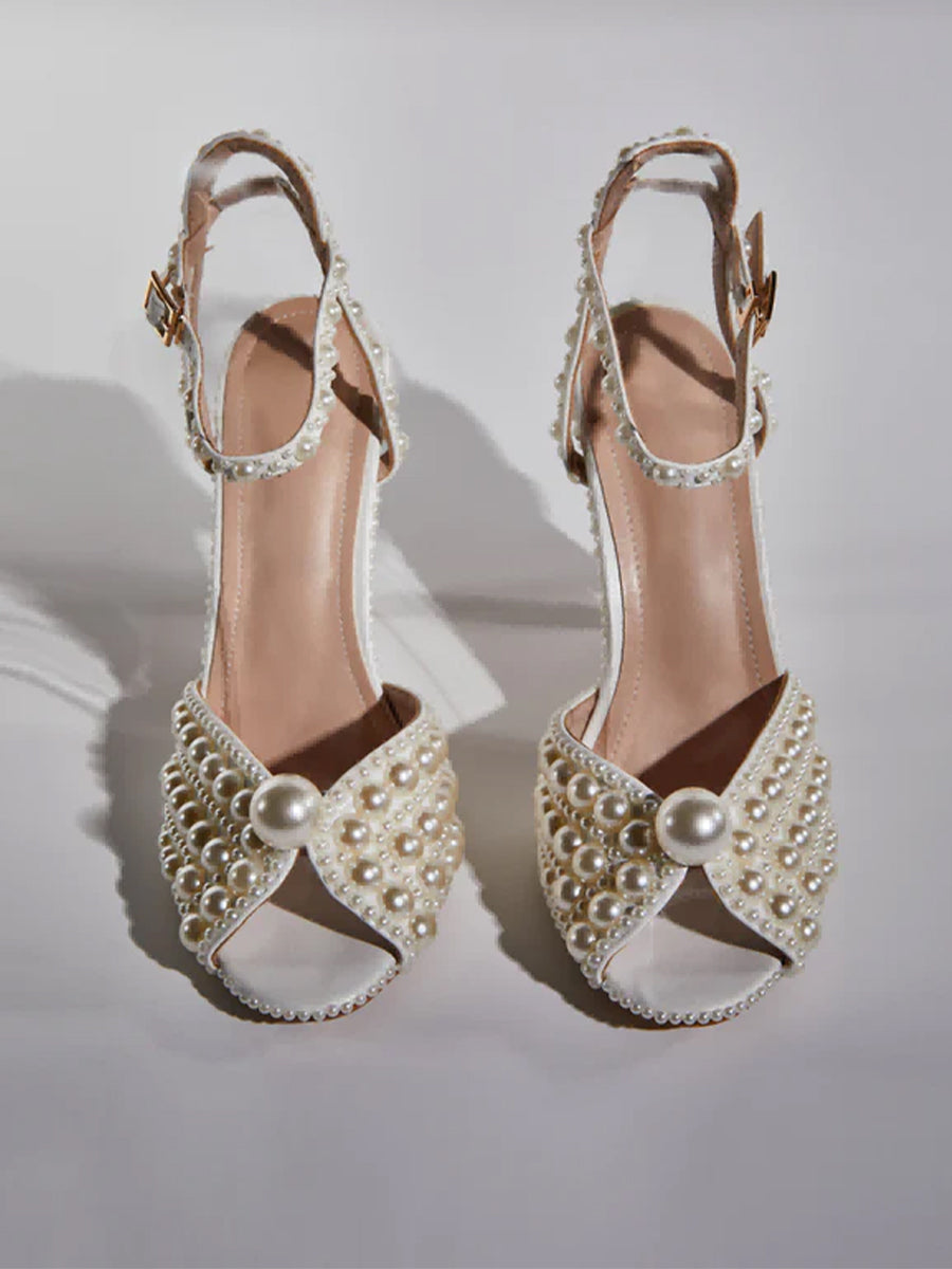 Cyrix Pearl Strap Sandals In Apricot