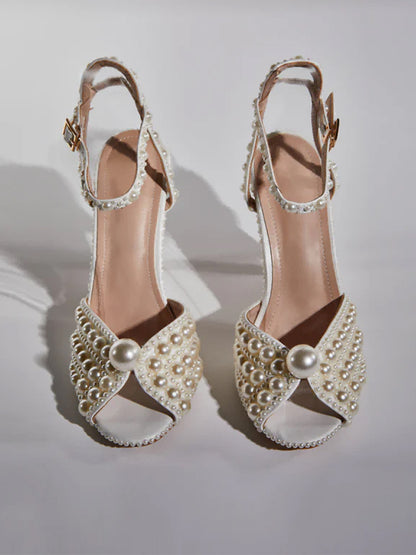 Cyrix Pearl Strap Sandals In Apricot