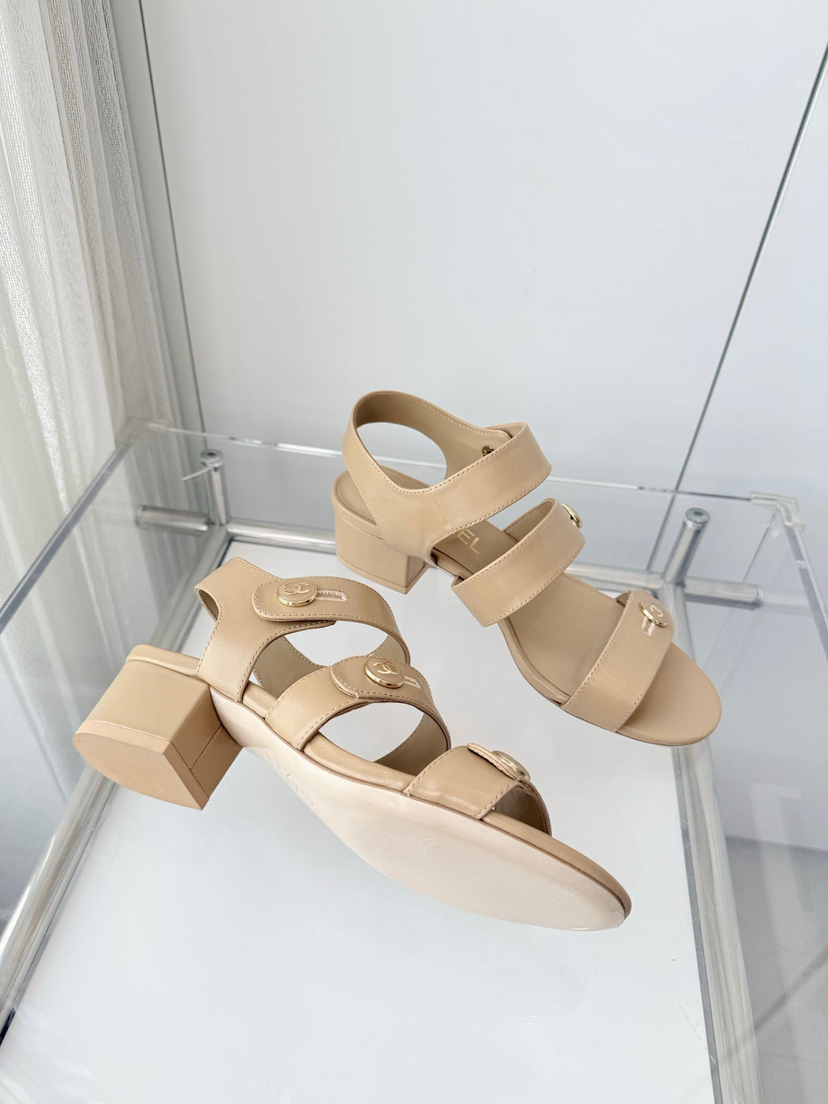 Chanel 26 Turnlock 40 Beige Sandal Heels in Lambskin 597401