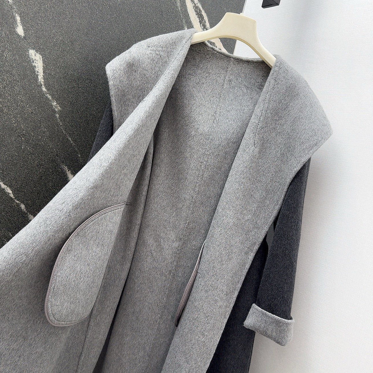 MAX MARA 25S HOODED LONG COAT 158