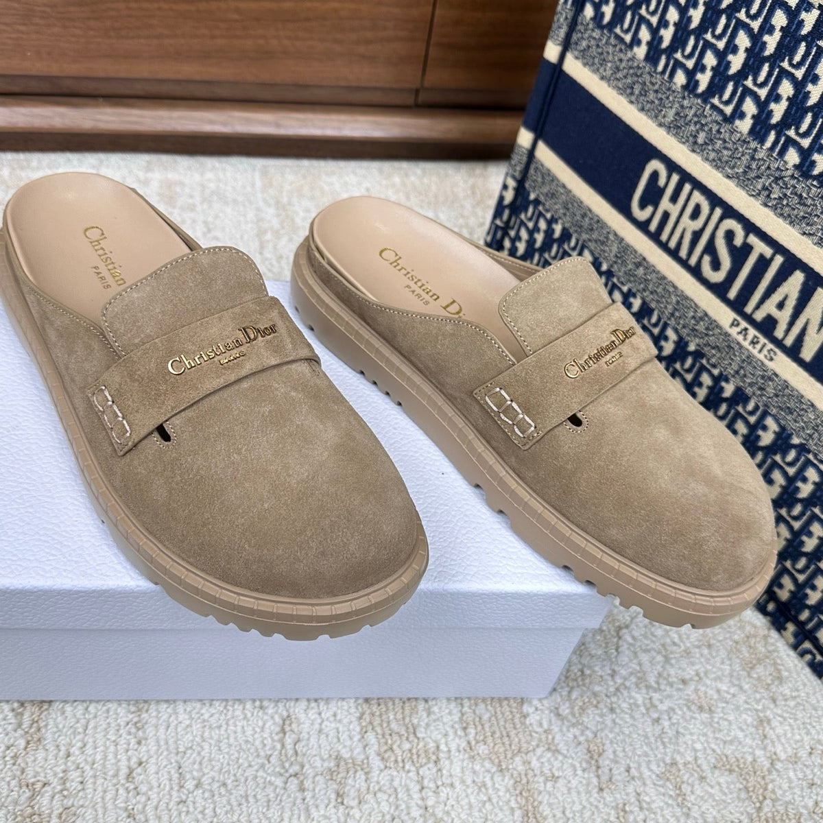 CD Boy Mules Full Beige Suede