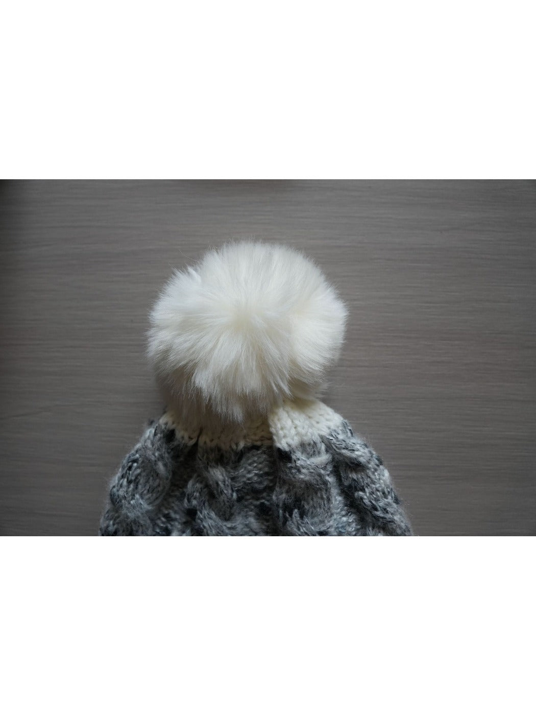 Haila - Speckled Knitted Beanie with Pompom