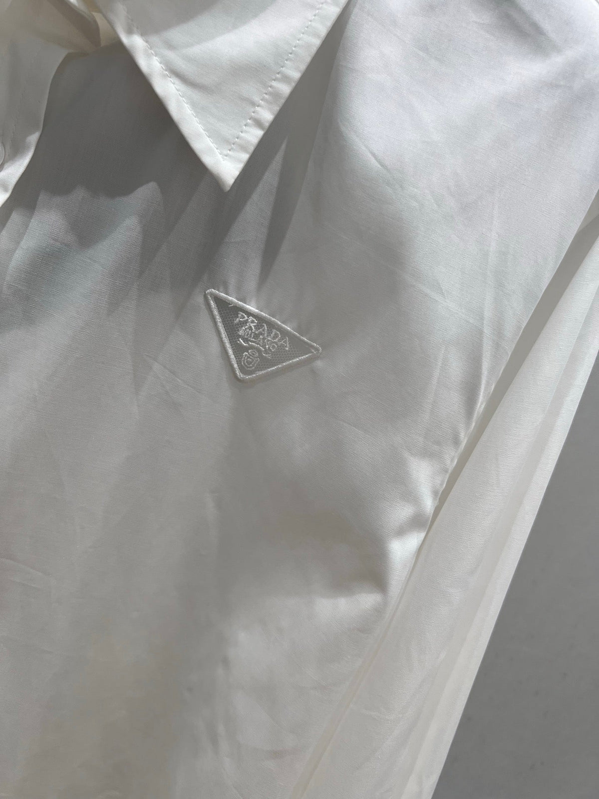 Prada 25 Long-sleeved Shirt White Cotton 218025