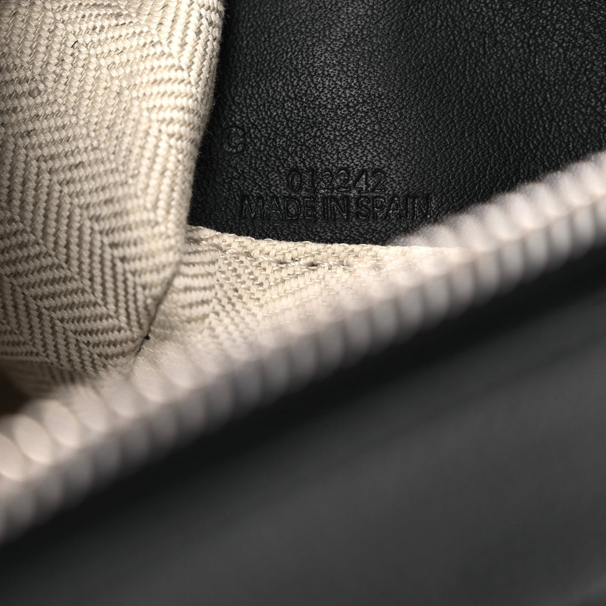 Calfskin Small Puzzle Edge Bag Black