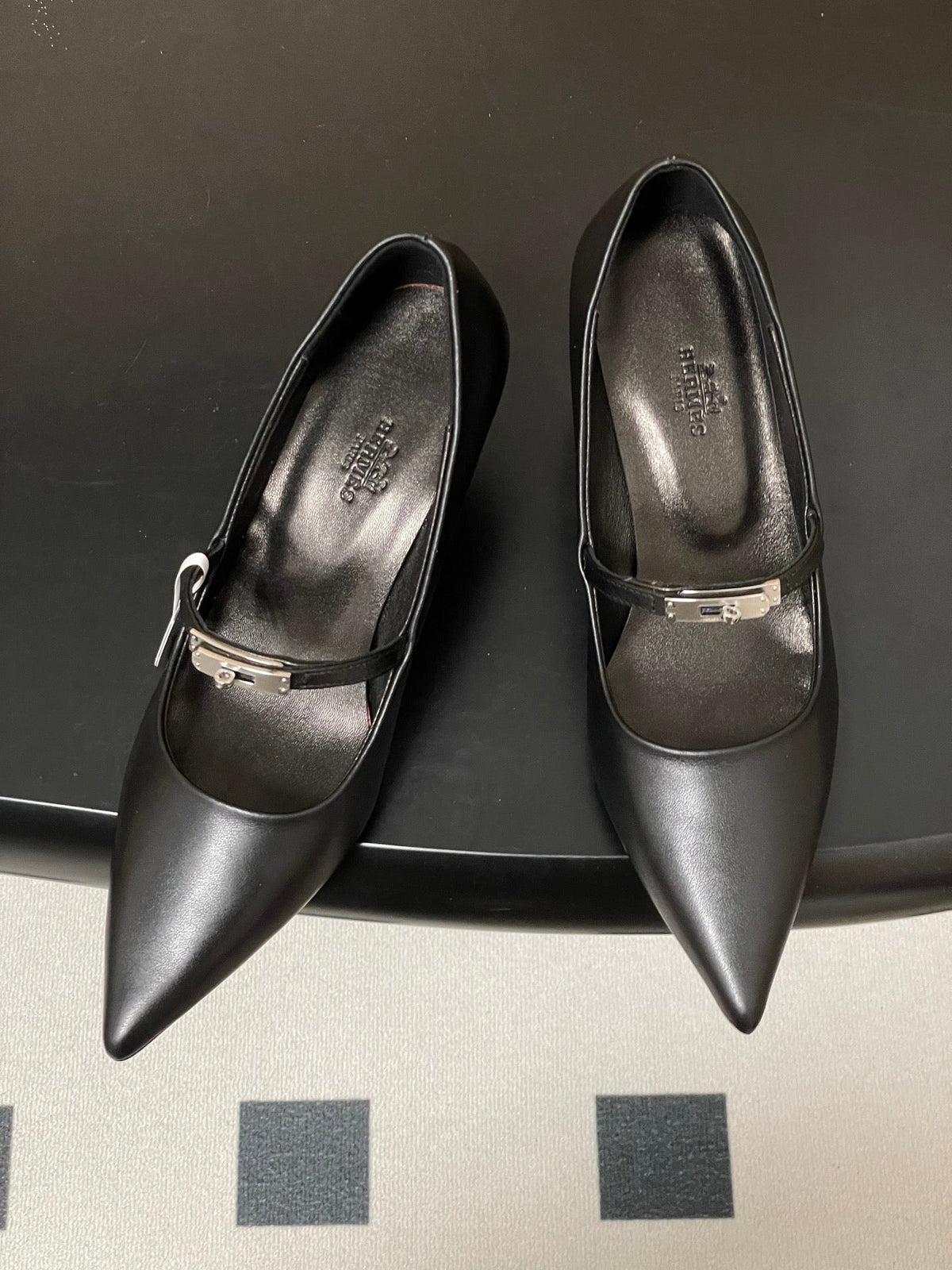 HM 26 Majeste 60 Pump Black in Calfskin 593830