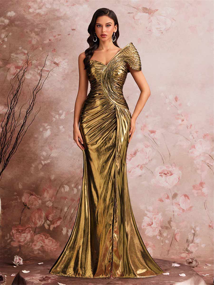 Coraline Elegant Pleated Maxi Dress