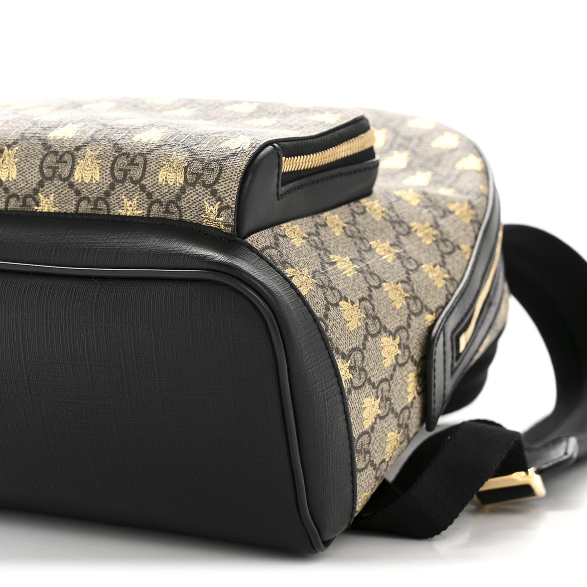 GG Supreme Monogram Bees Print Small Day Backpack Beige Oro Black