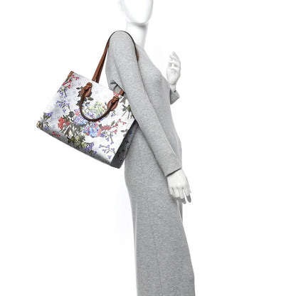 Metallic Monogram LV Garden OnTheGo MM Silver
