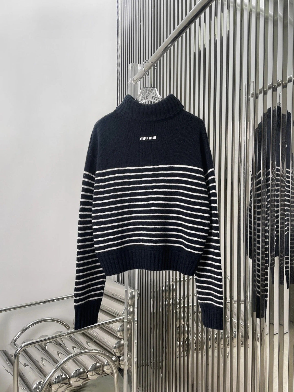 MIUMIU ZIP-UP KNIT SWEATER STYLE 69