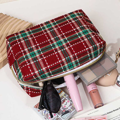 Vintage Christmas Plaid Snowflake Makeup Bag