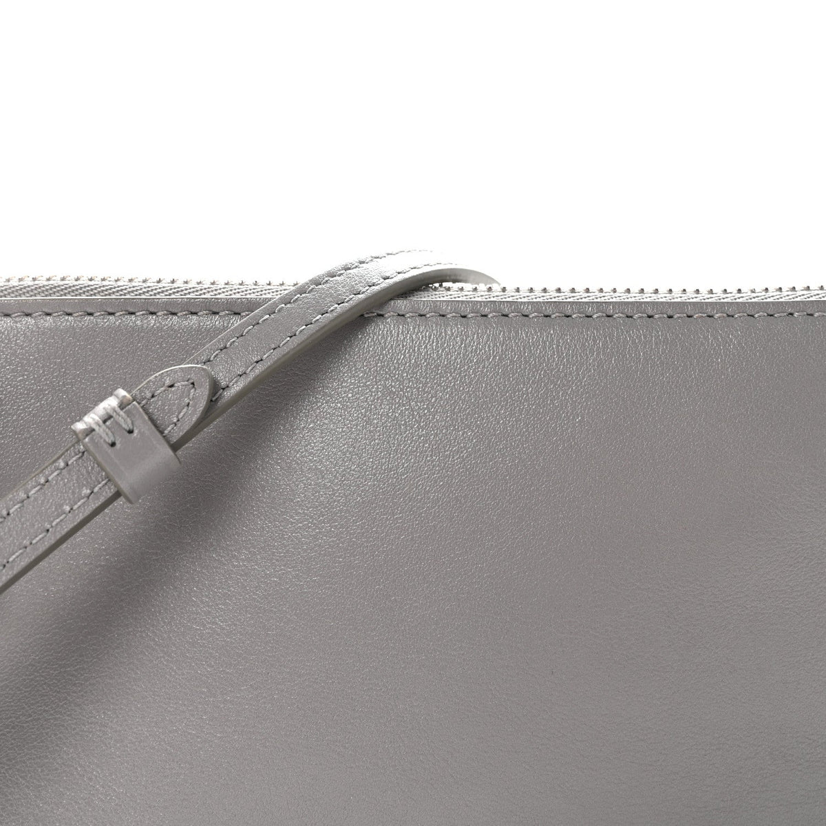 Calfskin Slim Trunk  Gris Trianon