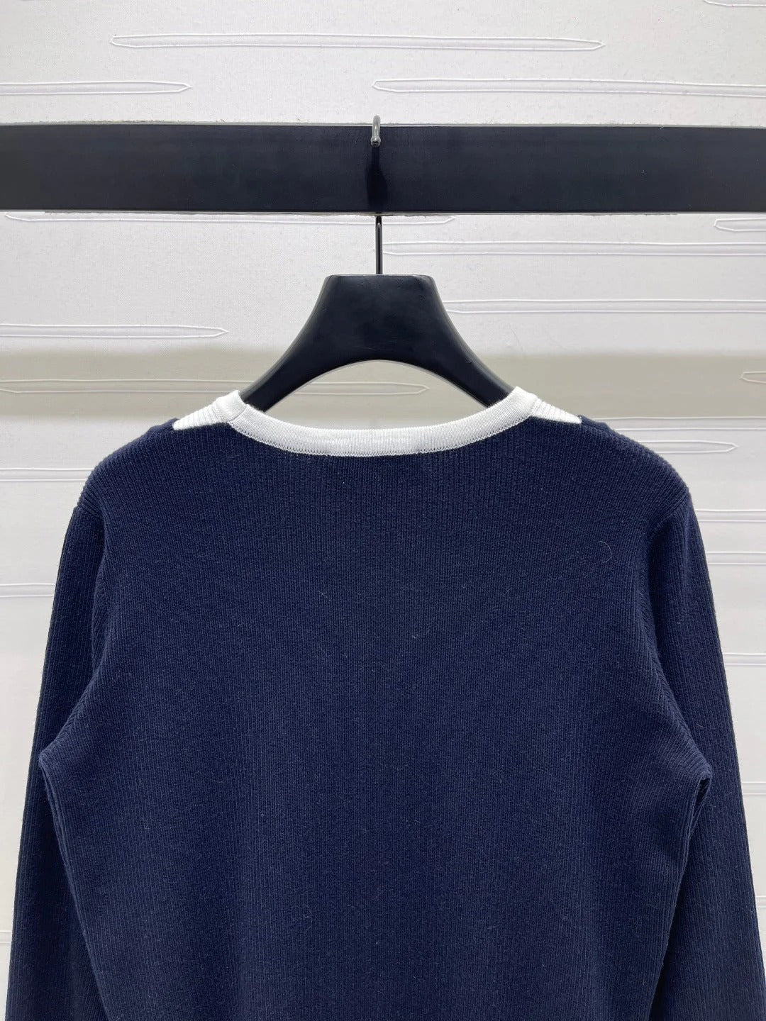 MIUMIU SWEATER STYLE 605