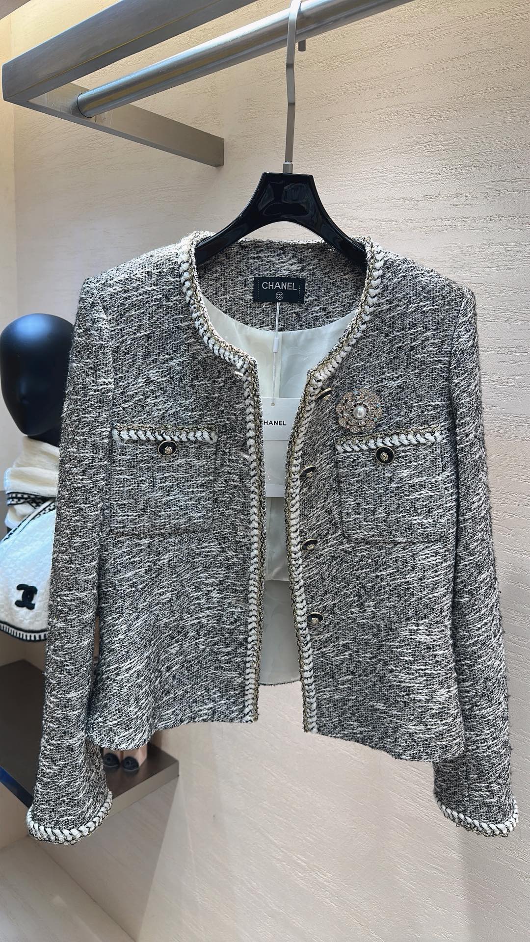 CHANEL CLASSIC ELEGANCE JACKET GRAY IN TWEED