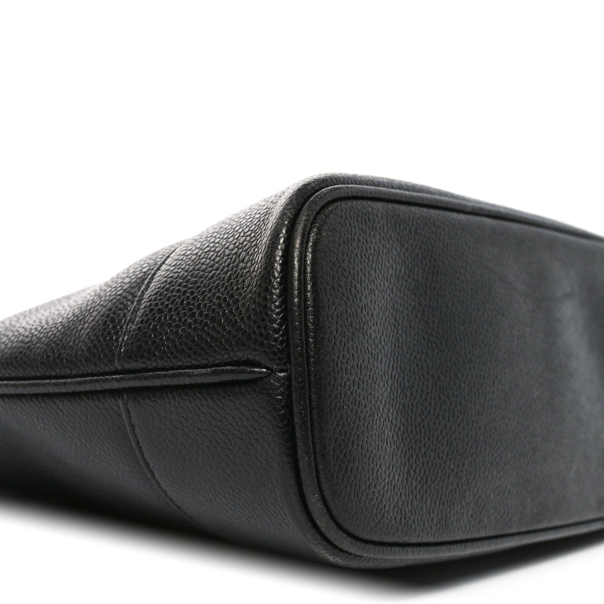 Caviar Shoulder Bag Black