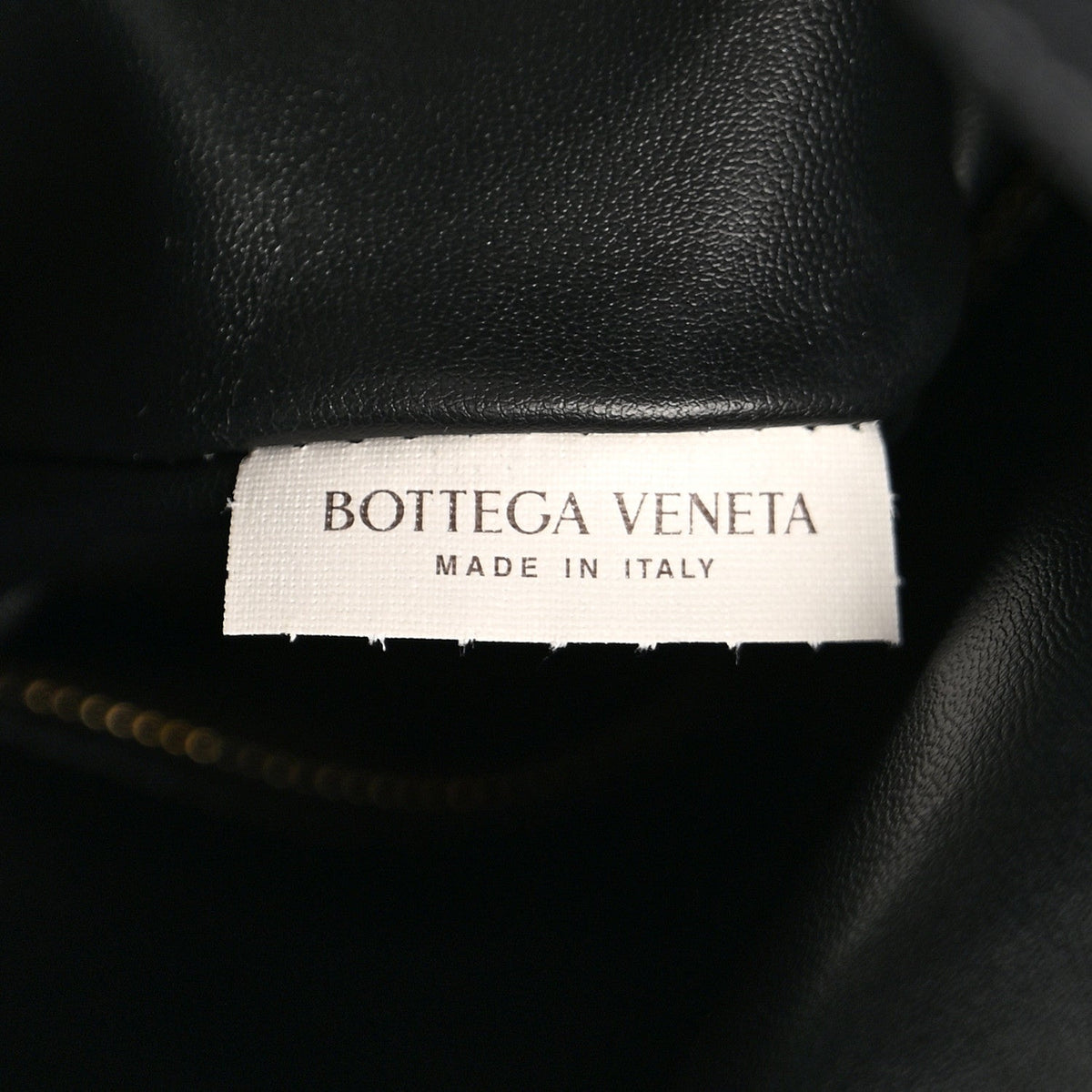 Silky Calfskin Large Hop Black