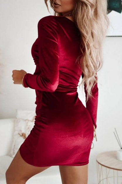 Velvet V-neck pleated fitted dress