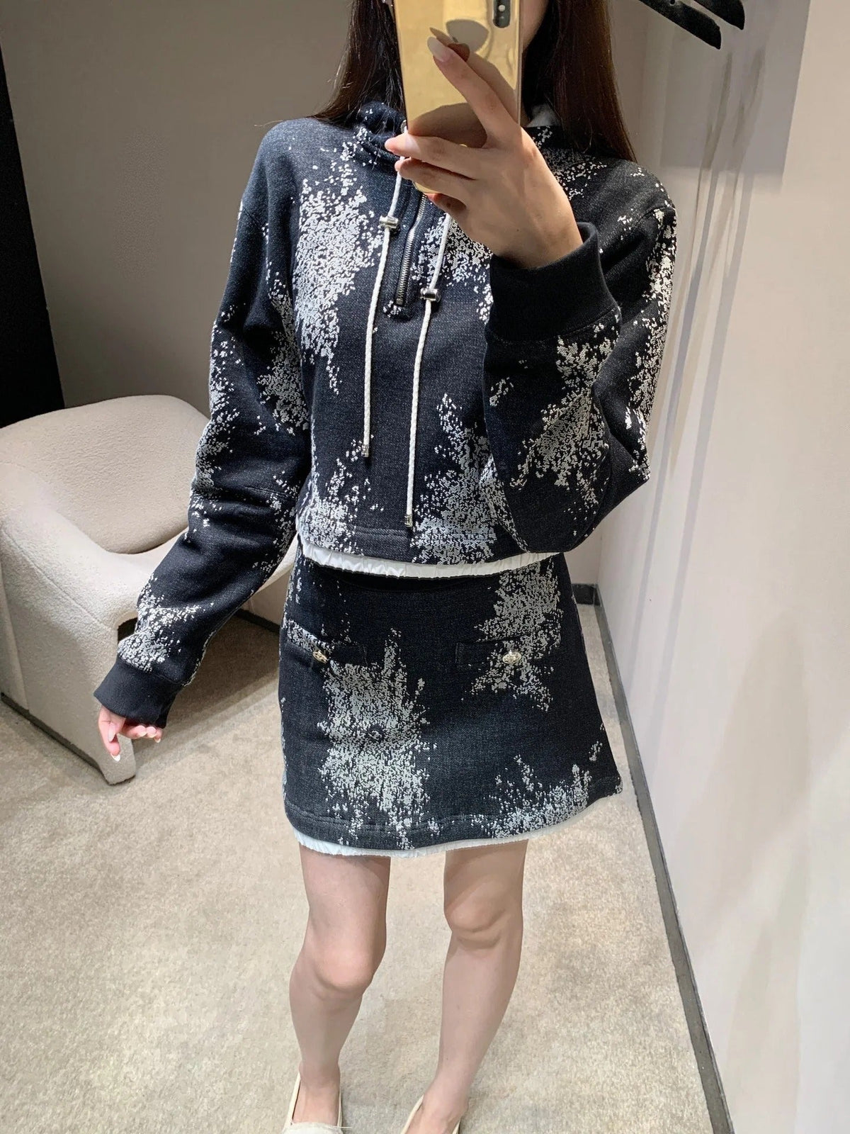 CHANEL 25S SWEATSHIRT SKIRT SET STYLE 188