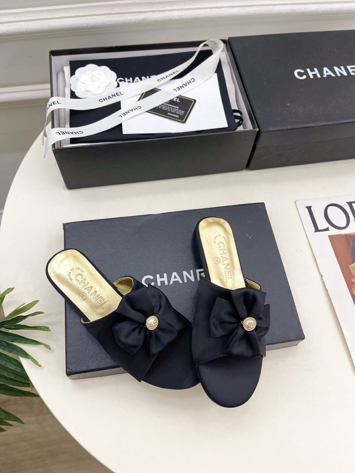 CC 26s Bow Slippers Black Satin Sheepskin 586896