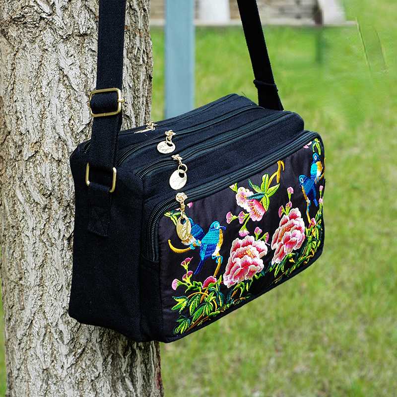New Ethnic Style Embroidery Bag Retro Canvas Casual Women'S Bag Small Bag Crossbody Bag