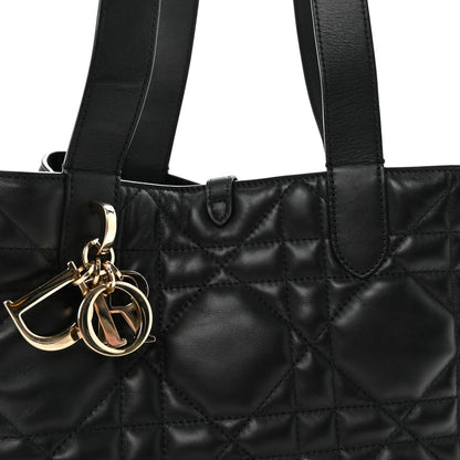Calfskin Macrocannage Medium Toujours Black
