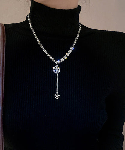 Beautiful Silk Alloy Zircon Snowflake Pendant Necklace