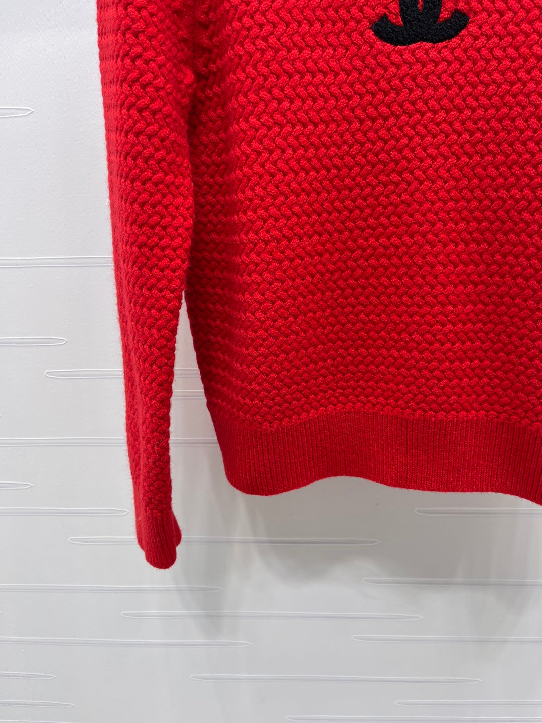 CHANEL 26 LOGO KNIT RED SWEATER 335405
