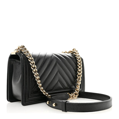 Caviar Chevron Quilted Medium Boy Flap Black