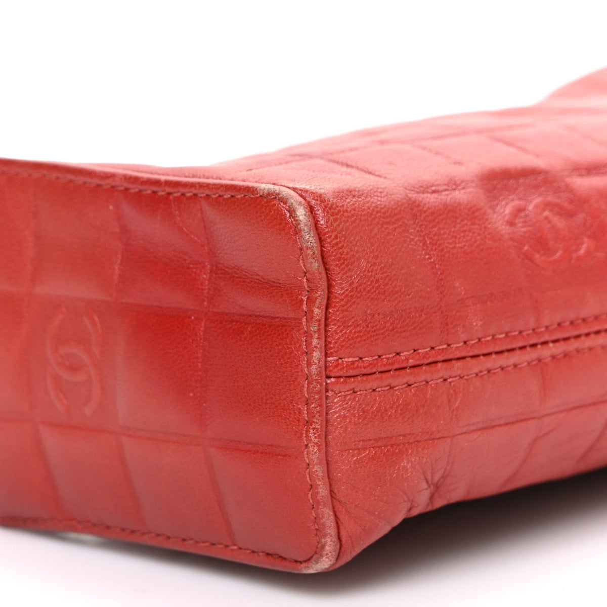 Lambskin Embossed CC Chocolate Bar Shoulder Bag Red