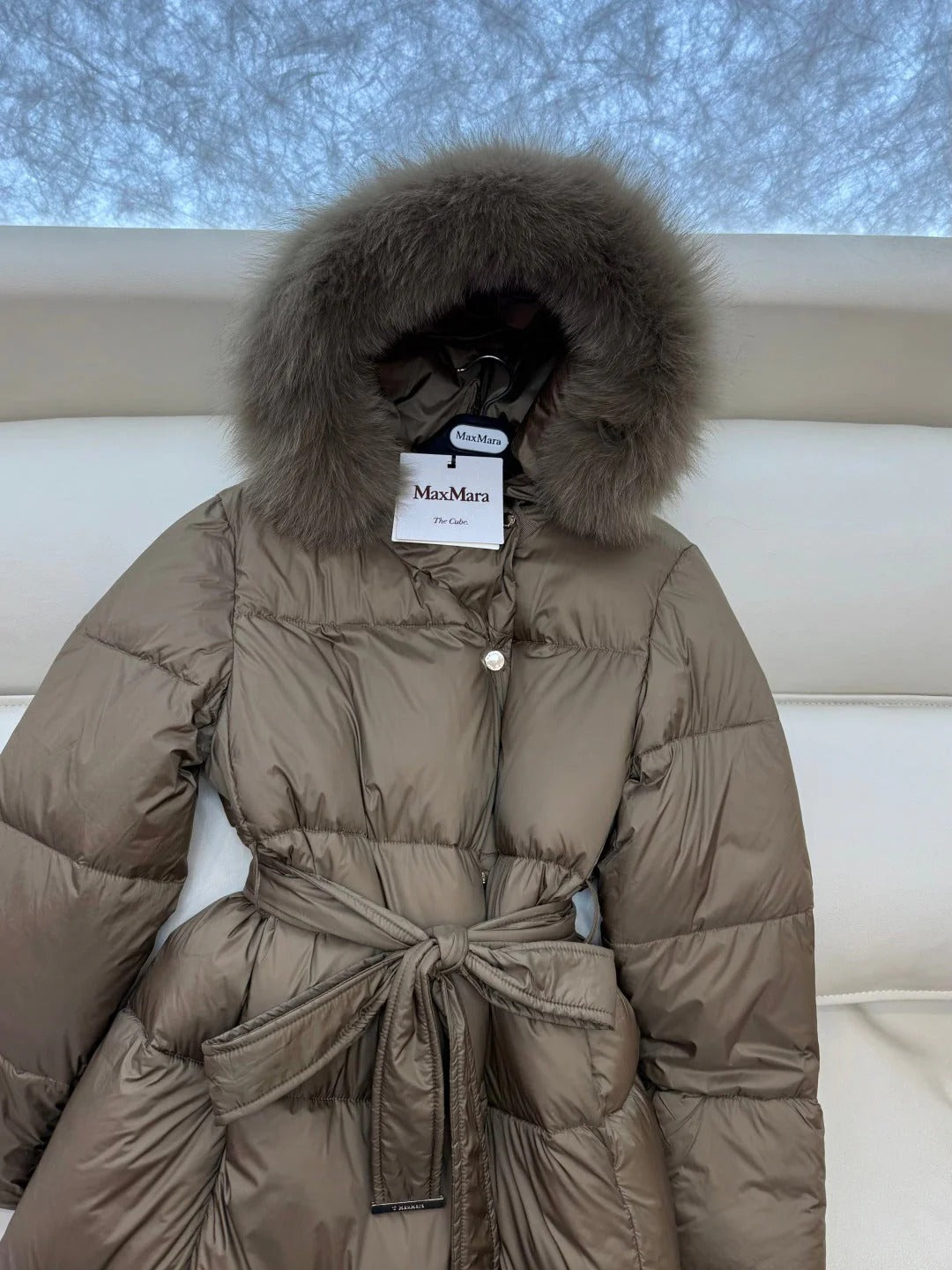 MAX MARA 25S LONG DOWN COAT 210