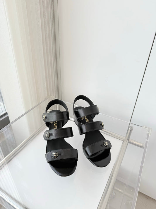 Chanel 26 Turnlock 40 Black Sandal Heels in Lambskin 597403
